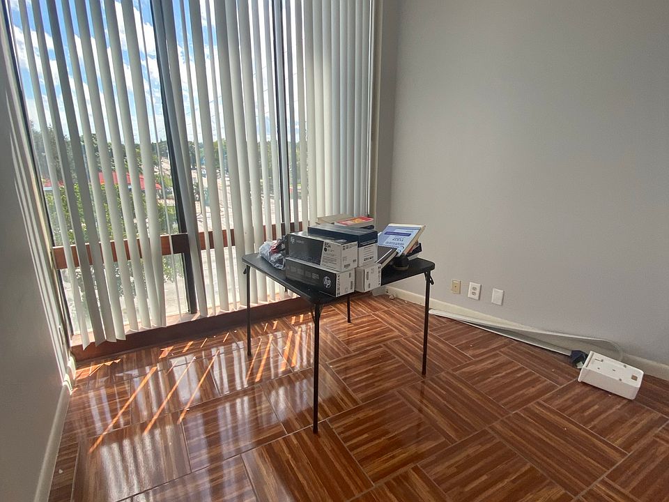 1st image of 5555 Hollywood Blvd #300