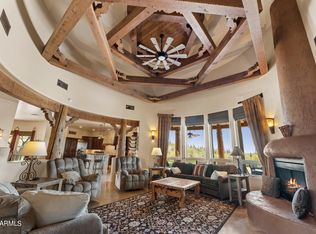 43321 N Castle Hot Springs Rd, Morristown, AZ 85342