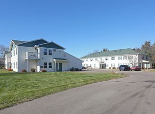 5613 Otter Creek Ct #8, Eau Claire, WI 54701