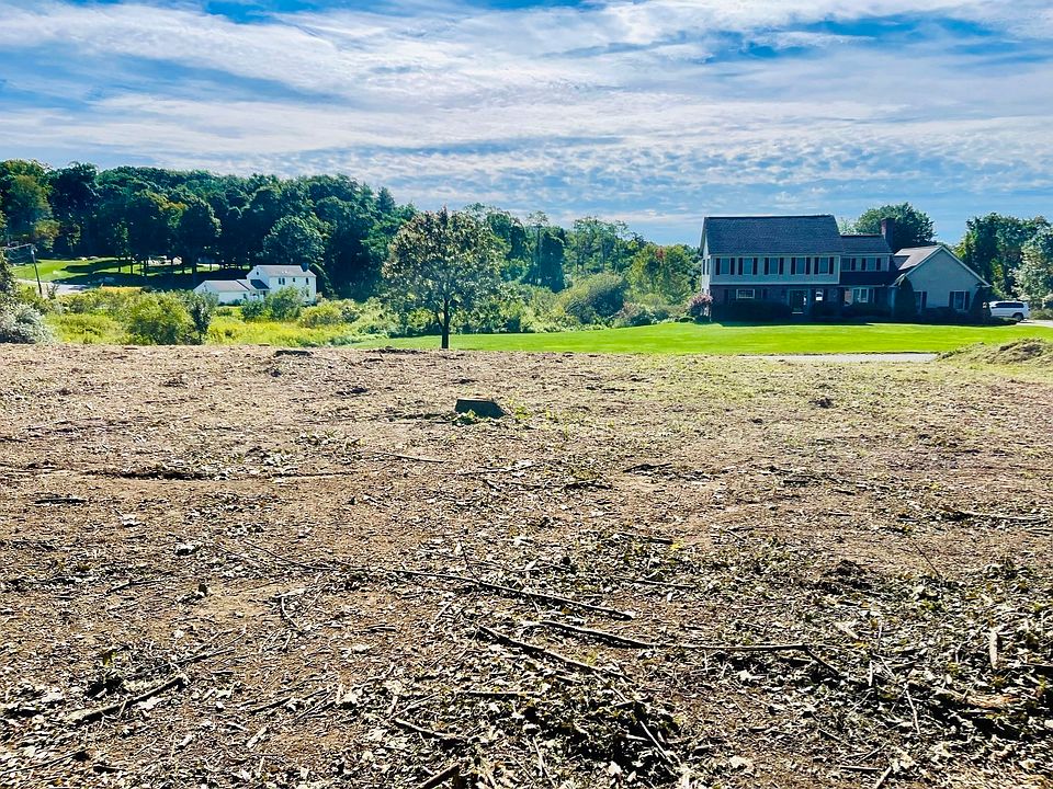 1st image of 4 Ridge Rd