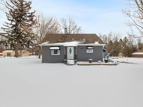 2nd image of 56742 Butternut Rd