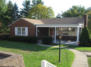 1030 Chestnut Ridge Rd, Morgantown, WV 26505