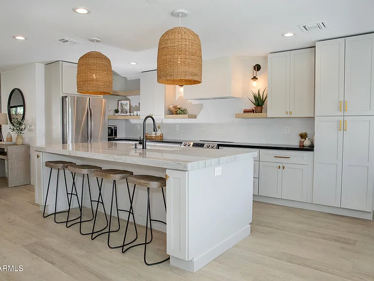 6302 E Winchcomb Dr — Photo 14