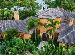 1924 Lincoln Dr, Sarasota, FL 34236