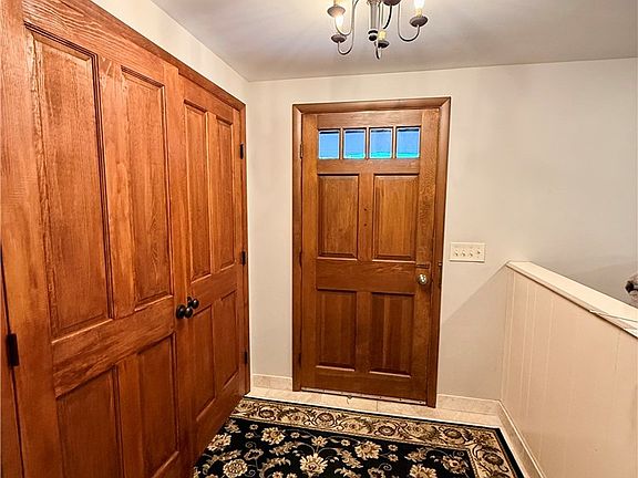 3rd image of 3538 Drake Street Rd