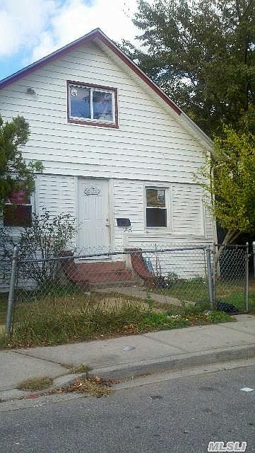 1st image of 23 Valentine St