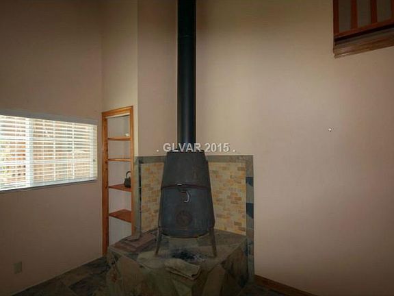 5th image of 4488 Yellow Pine Ave