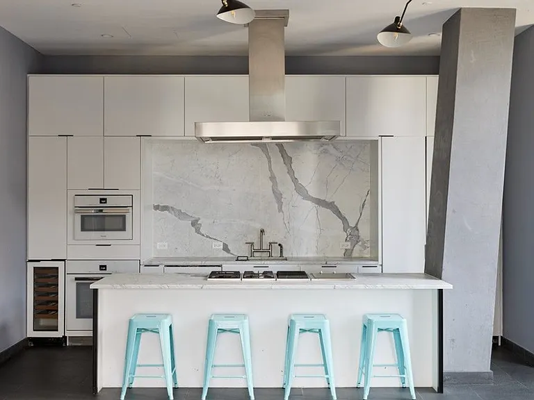 626 1st Ave #W35C — Photo 33