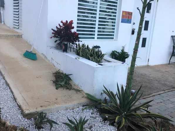 10 Manuel Corchado Y Juarbe #1, Isabela, PR 00662