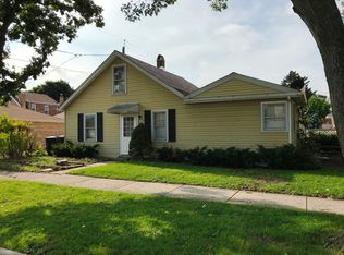 6821 W Balmoral Ave, Chicago, IL 60656