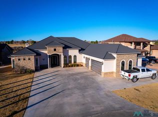 2108 Westridge Rd, Carlsbad, NM 88220