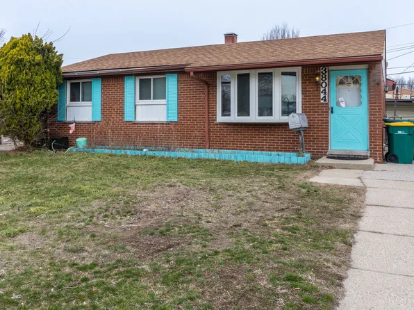 38044 Walnut St, Romulus, MI 48174