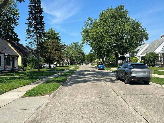 4th image of 25073 Andover Dr
