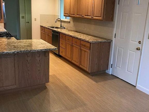 2nd image of 911 Ilima Way