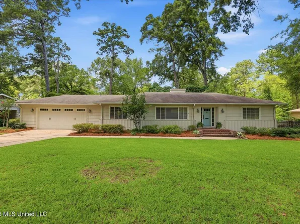 1070 Buckley Dr, Jackson, MS 39206