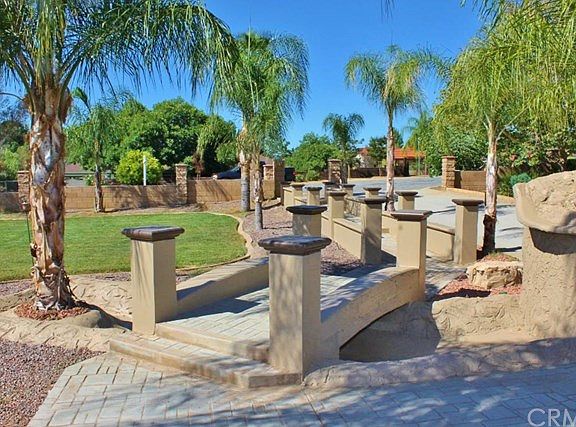 4th image of 27274 Walfred Way
