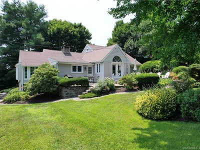 21 Eastview Rd, New Fairfield, CT, 06812