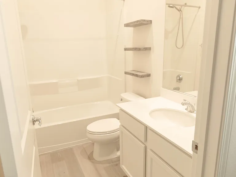 7756 Lampasas Dr — Photo 15