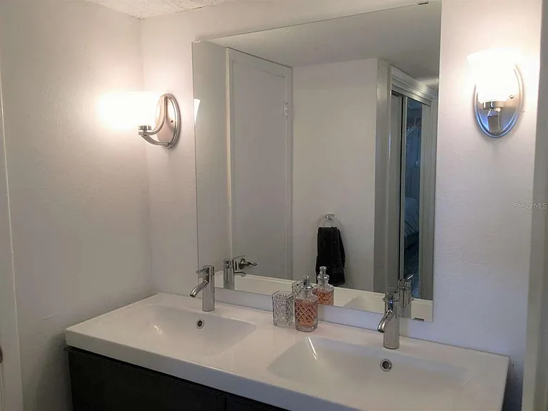 5000 Gulf Blvd #303 — Photo 16