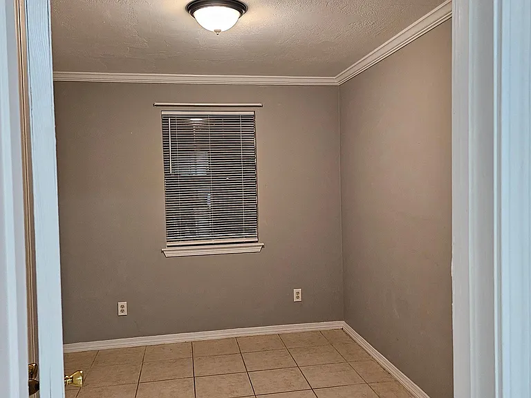 4548 Schillinger Rd S — Photo 12