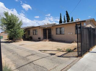 38578 10th St E, Palmdale, CA 93550