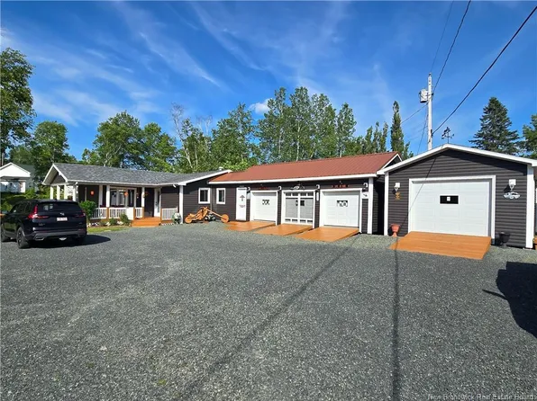 2052 Millstream Rd, Beresford, NB E8K 2K3
