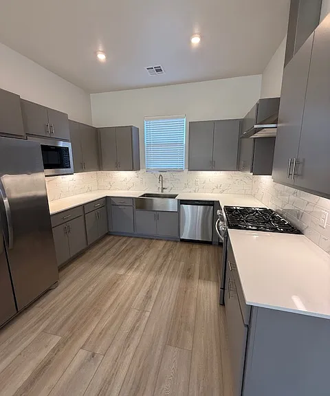 2525 NW 132nd Pl — Photo 6