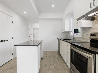 603 Cummings Ave #1A, Ottawa, ON K1K2K5