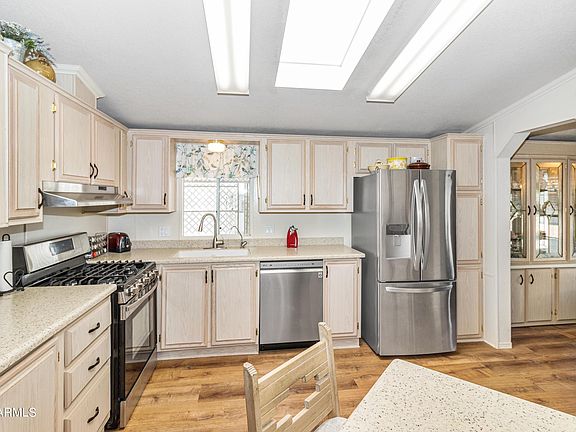 3rd image of 450 W Sunwest Dr #41