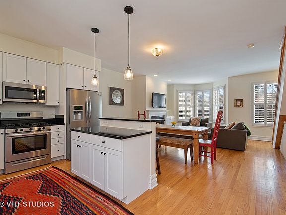 2nd image of 5115 N Damen Ave APT E