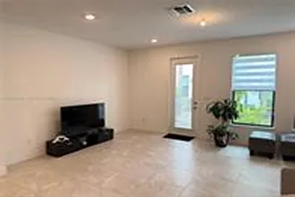 8344 NW 7th Pl #8344 — Photo 8
