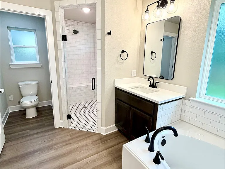 1216 Bridgewater Dr — Photo 9