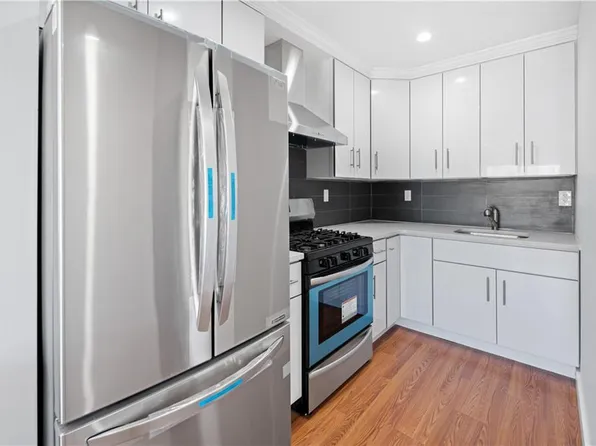 3031 Brighton 5th St #2C, Brooklyn, NY 11235