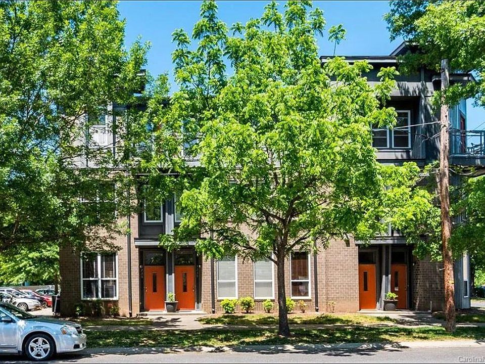 1st image of 3235 Wesley Ave
