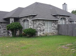 1007 Silver Spruce Dr, Arlington, TX 76001