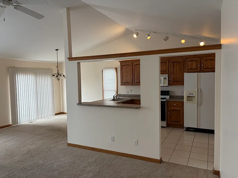 517 Conley Dr — Photo 8