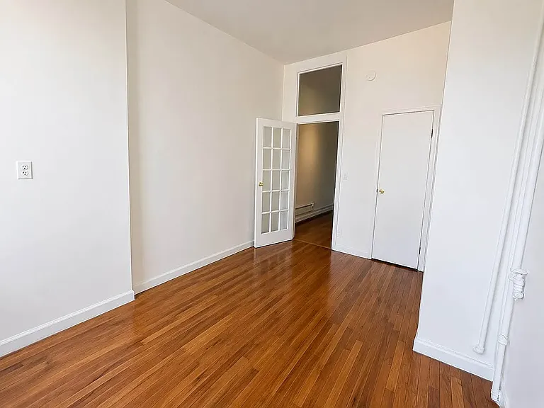 61 Ten Eyck St #2L — Photo 5