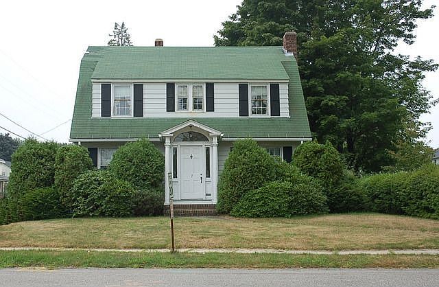 2nd image of 7 Mitchell Rd