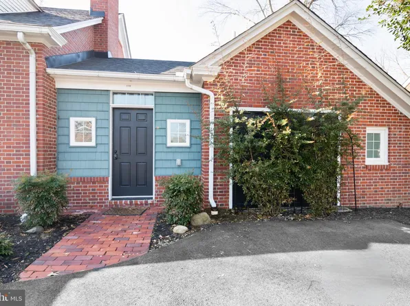 429 S Washington St APT B, Easton, MD 21601