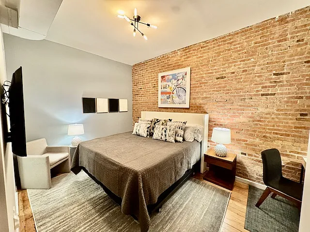 Bentley Lofts — Photo 21