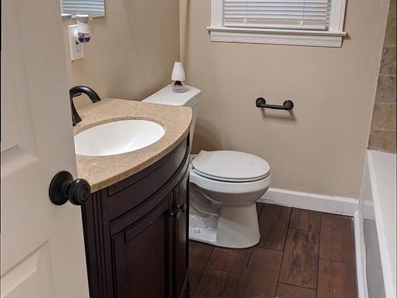 4th image of 5608 Blueridge Dr