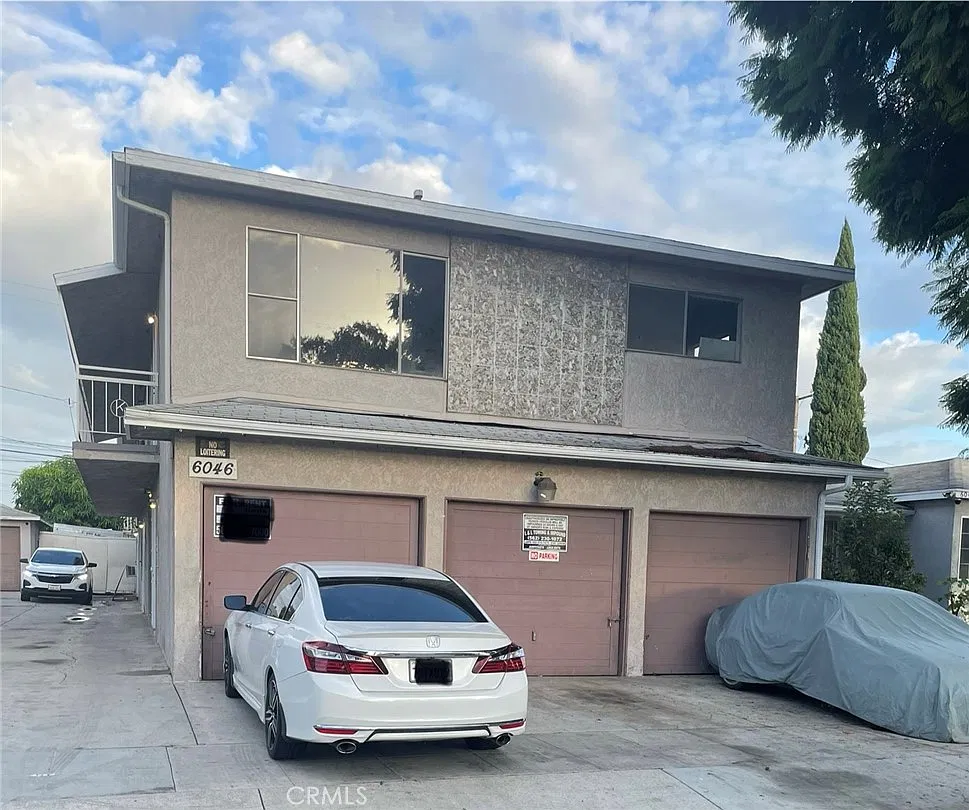 2 bed, 800 sqft, $2,000 — Photo 1