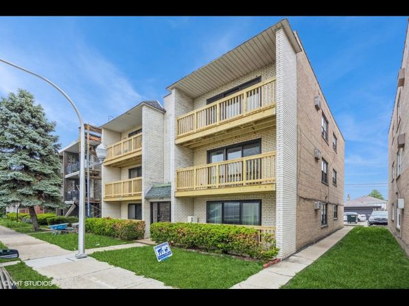 5747 S Kenton Ave APT 3S