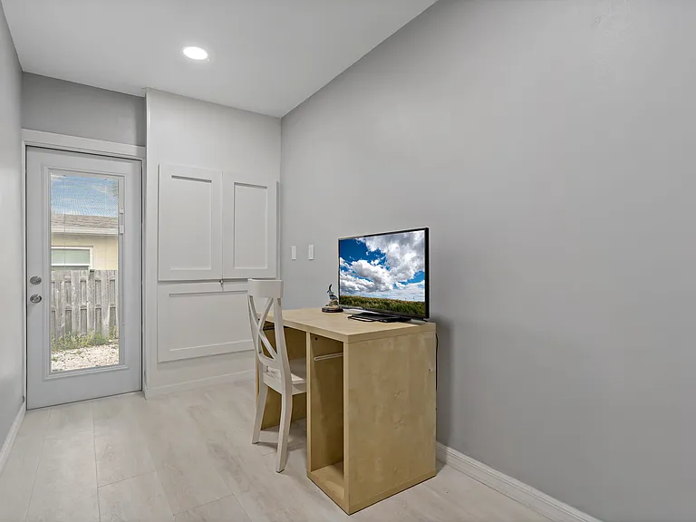 710 Treasure Boat Way — Photo 24