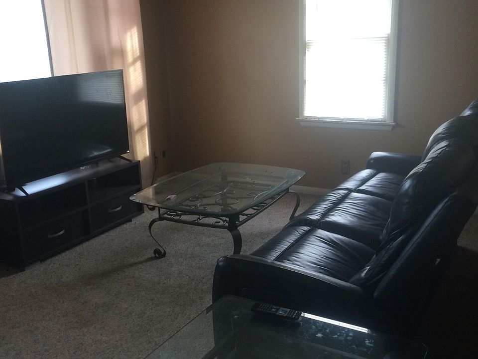 101 S Ames St, Cabery, IL 60919 Zillow