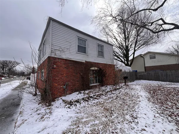 4401 Hipp St, Dearborn Heights, MI 48125