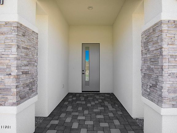 5th image of 2272 Barranca Dr