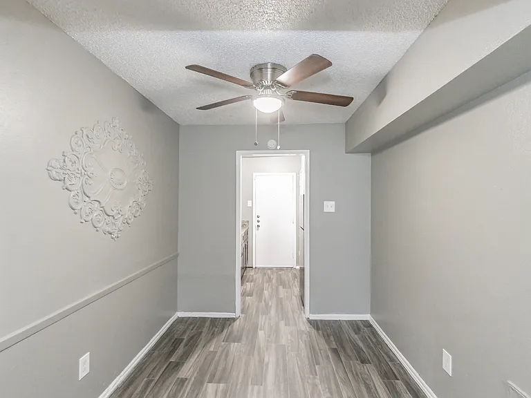 Chapel Creek Apartments — Photo 54