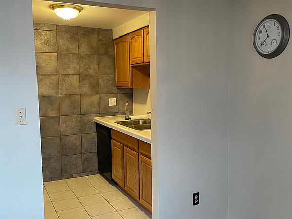 5th image of 68A Wellington Ct