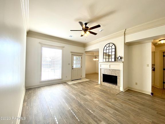 5th image of 206 King Arthurs Way